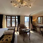 Glk Premier Regency & Отель