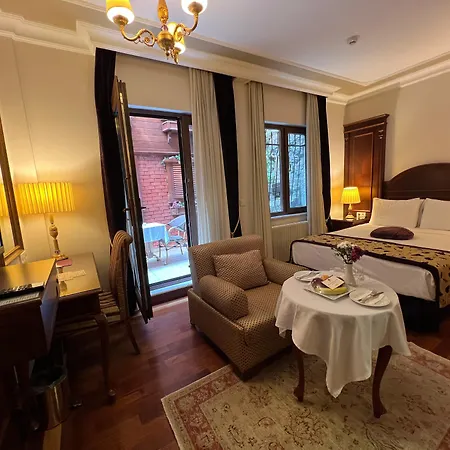 Glk Premier Regency Suites&spa