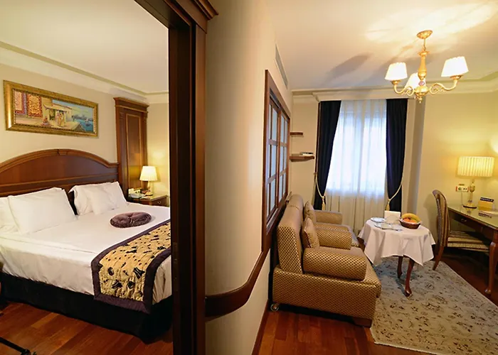 Hotel Glk Premier Regency & 3*