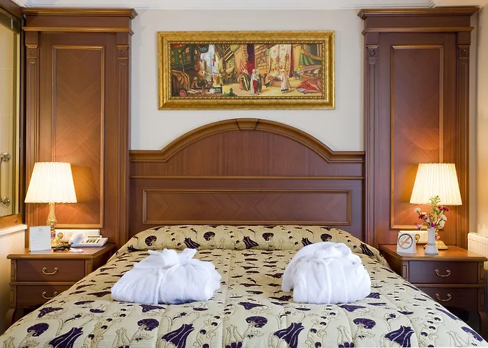 Hotel Glk Premier Regency & 3*