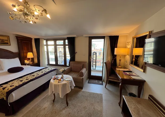 Glk Premier Regency & Hotel