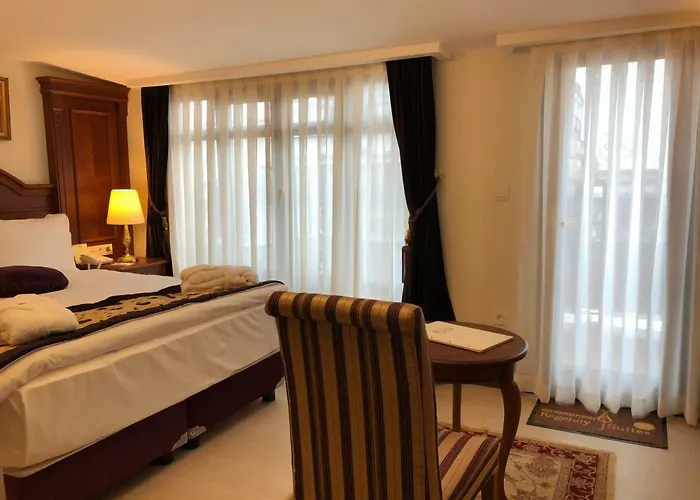 Glk Premier Regency & Hotel