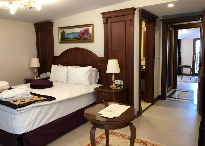 Hotel Glk Premier Regency & 3*