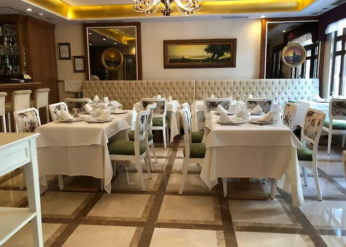 Hotel Glk Premier Regency Suites&spa